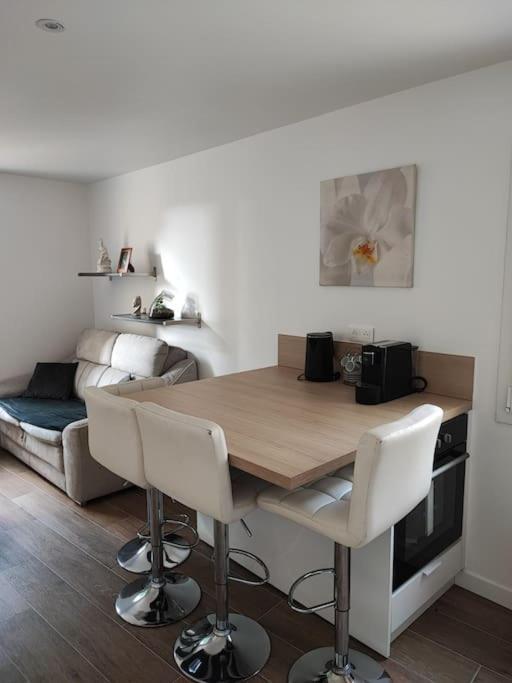 Charmant Appartement 2 Pieces Proche Disneyland Villeneuve-Saint-Denis Εξωτερικό φωτογραφία