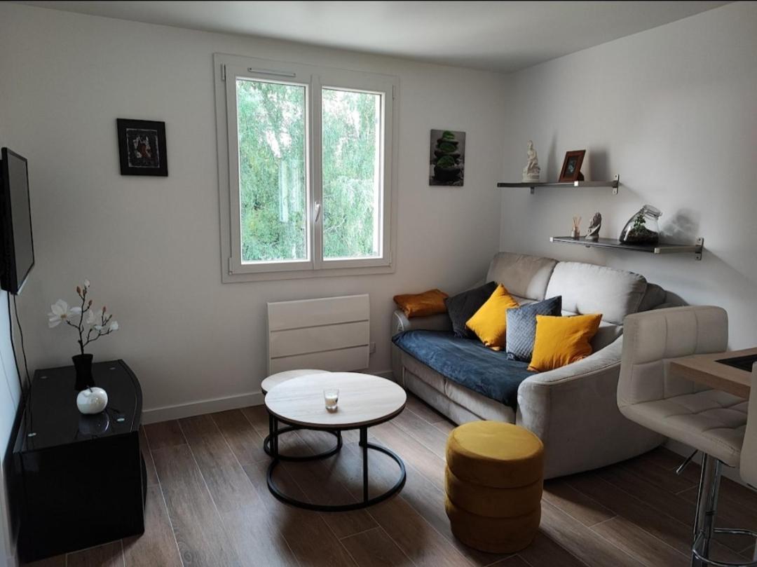 Charmant Appartement 2 Pieces Proche Disneyland Villeneuve-Saint-Denis Εξωτερικό φωτογραφία